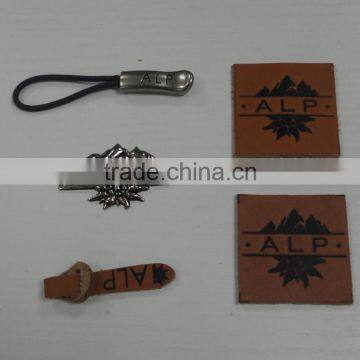 2017 High Quality Jeans pu Leather Label Design