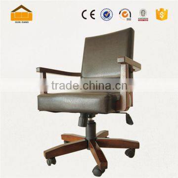 Beauty Wooden Arms Chair With Wheel photo-2