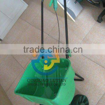 garden spreader, manual fertilizer spreader, plastic fertilizer spreader