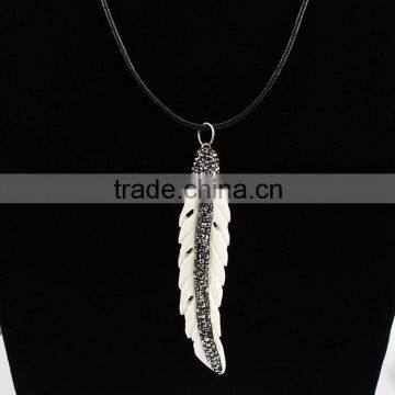 PC1607 80mm long crystal pave cap OX bone carved white angle wing pendant                        
                                                Quality Choice