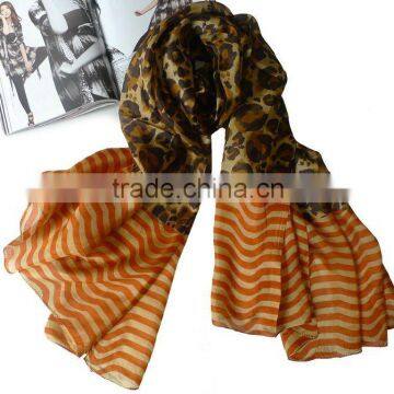 100% Silk leopard pattern fashion scarf