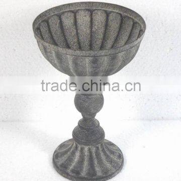 KS4259F- Metal Planter
