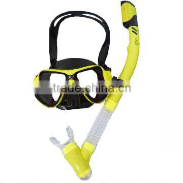 Popular in Europe quality silicon diving scuba sets and easy drain away water snorkel