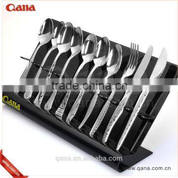 High Grade Laser Logo Stainless Steel Flatware Set With Flower Pattern photo-4