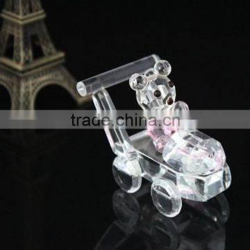 2016 hot sale crystal bear with baby car for gift