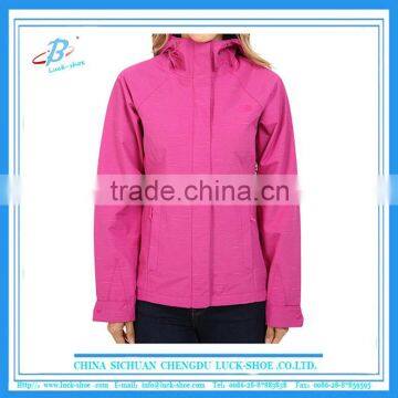 Waterproof & breathable outdoor jacket for women