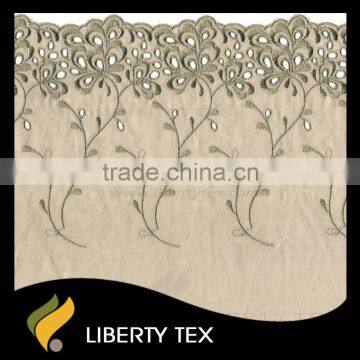 Popular Eyelet Design Flower Pattern Cotton Fabric Embroidery Lace