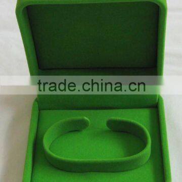 2011 Top quality velvet bracelet case