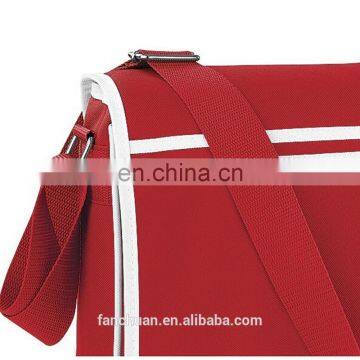 Classic Red Polyester Adjustable Outdoor Messenger Bag photo-3