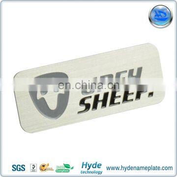 China Manufacture Embossed Metal Brand Name Logo Stainless Steel Sticker Logo