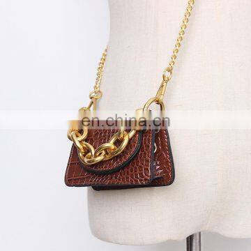 TWOTWINSTYLE Fashion Belt For Women Elegant Patchwork Packages Girdle Chain PU Leather Casual photo-4