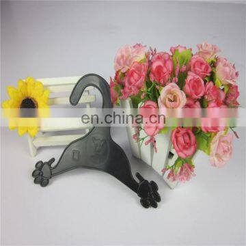 2 Sizes Plastic Dog Clothes Hangers Pet Hangers for Dog Clothes photo-3