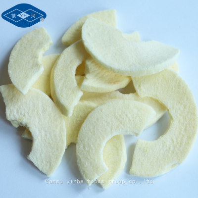 Organic freeze dried Fuji apple slice