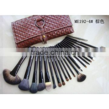 New style Design Makeup Brush Very Hot Sale Makeup Brush Set driverse Shaped Makeup Brush