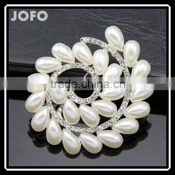 Wholesale Fashion Cheap Full Pearl Brooch For Wedding Ladies Brooch Pin