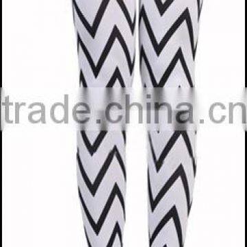 USA Fall Trendy Zig zag Digital Print Leggings