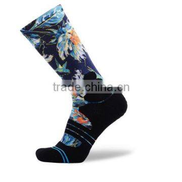 Customized Cool Design Dye Sublimation Basketball Socks photo-3