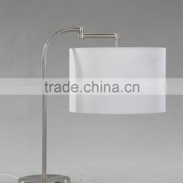 2015 Iron swing arm table lamp for read lighting