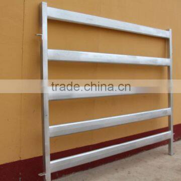 Cheap price galvanized Steel cattle fence panels in storage