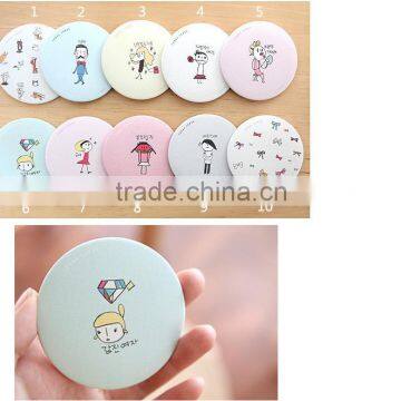 *compact round mirror