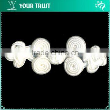 Height 2.7 Centermeter All White Sew On 100% Nylon Chinese Knot Frog Buttons