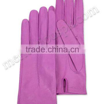 Magenta Color Ladies Leather Fashion Dressing Gloves