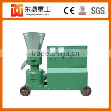 Diesel engine Biomass Wood pellet machine/pellet making machine easy moving