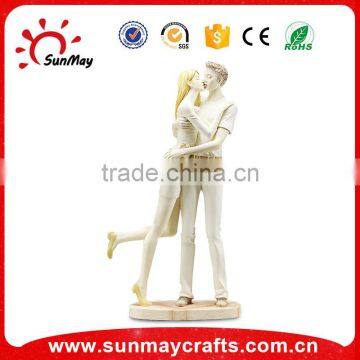 Customized Wedding Gifts With Couples Figurine photo-2