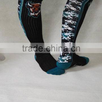Custom Wholesale Knee High Football Soccer Socks photo-5