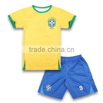 2016 Lastest Uniform Designs 100% Polyester Plain Football Jersey Soccer photo-3