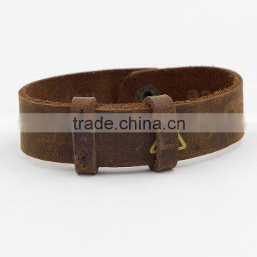 Custom production Europe leather wrist band hot press LOGO genuine leather bracelet