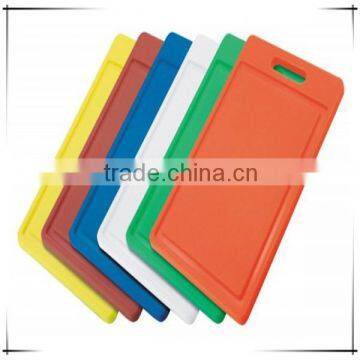 Factory sell colored food grade uhmwpe cutting board