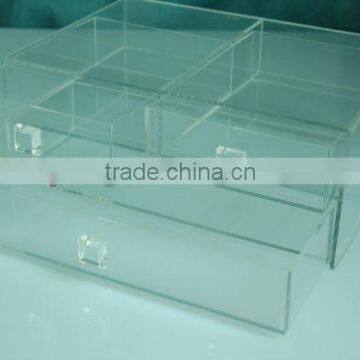 clear acrylic jewelry display box