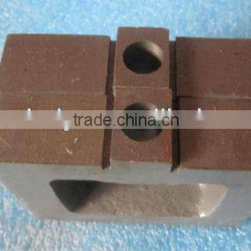 Cushion block for test bench made of steel