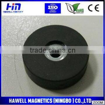 Magnetic base for holding Rubber coated pot magnet