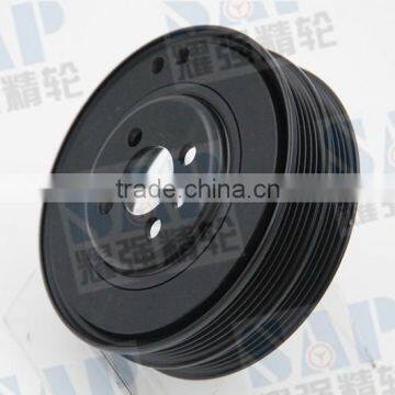 Crankshaft Pulley VW PASSAT 2.OL BOTTOM PULLY 06B105243D