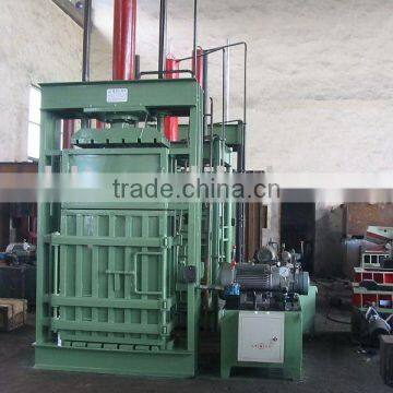 automatic tyre baler