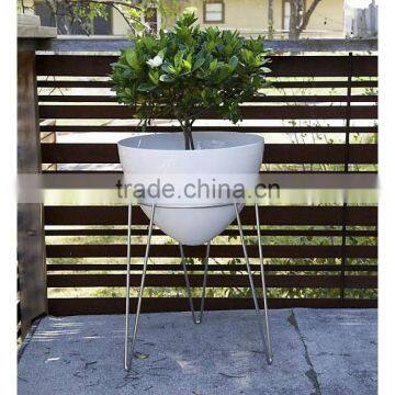 Steel metal type 16 inches flower planter stand for display