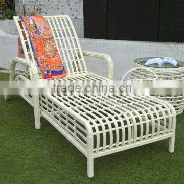 new wicker beach bed