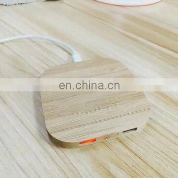 2019 Trending Product Cellphone Qi Wireless Charger Portable Charging Station For iPhone mobile phones Wooden wireless charger