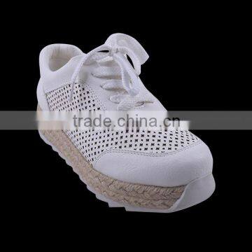 Thick Sole Breathable Sport Running Shoes for Women Fashion Sneakers From Factory photo-2