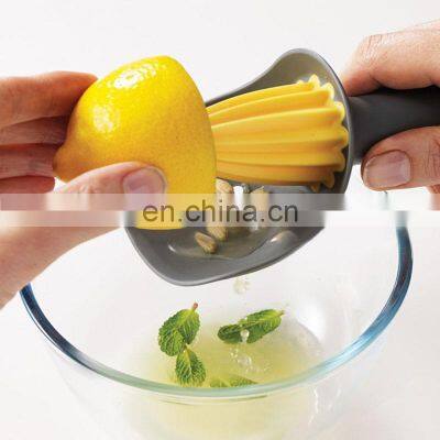 Introducing Modern Kitchen Durable Hand Plastic New Orange Citrus Juicer Manual Lime Lemon Squeezer