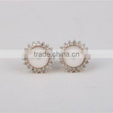 High Quality 9k Gold Fresh Wather Pearl Stud Earring for Women photo-2