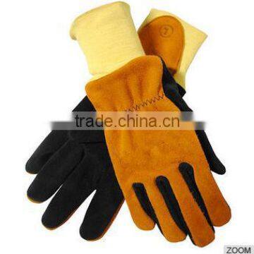 Fire Retorted Gloves