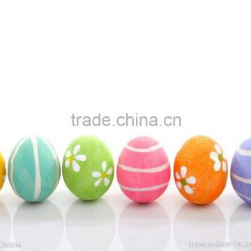Spray Painting Lovely Beautiful Easter Eggs in the North America