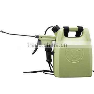 2 Liter Handheld Pump Pressure Indoor Outdoor Plant Mister and Sprayer with Carrying Strap and Belt Clip