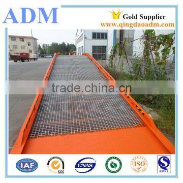 10T mobile hydraulic container ramp for loading