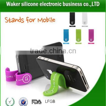 2017 New Promotion Gifts Logo Printed multi-function M-clip silicon phone stand, wireless holder