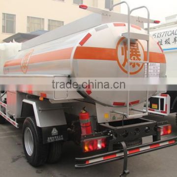 Promotion Sinotruk HOWO 5000 liters fuel tanker TRUCK for Sale