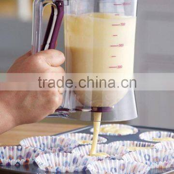 Pancake batter dispenser/Plastic cupcake batter dispenser/Pancake dispenser